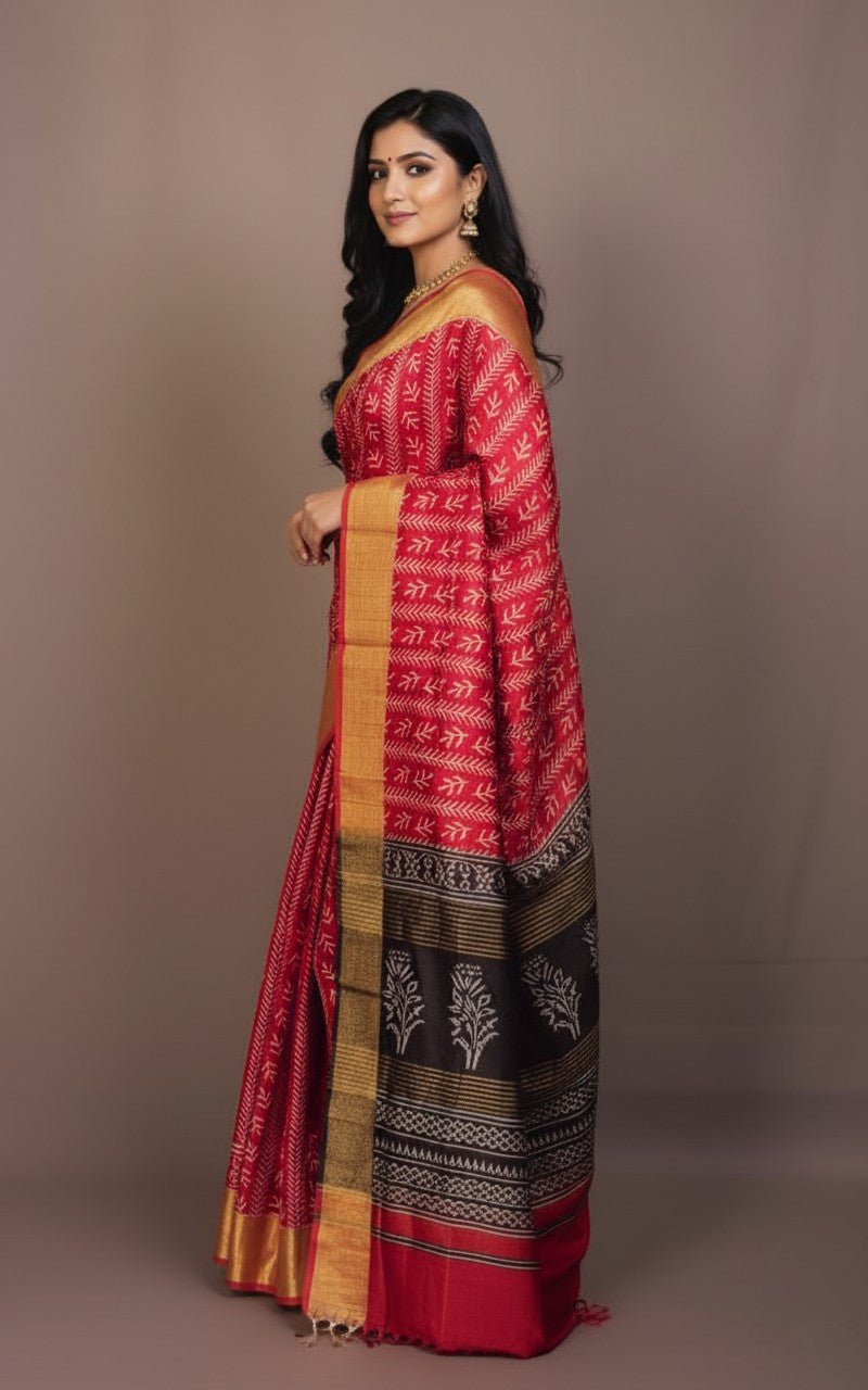 Sutrayan Flame Vine — Handwoven Red Silk Saree with White Creeper Motifs and Contrast Pallu