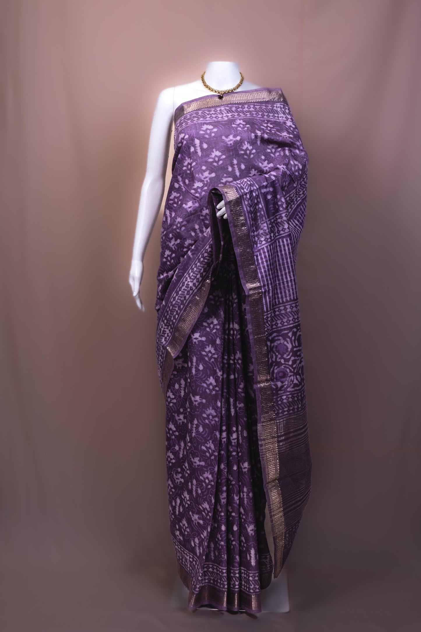 Lavender Royale — Handwoven Silk Saree with Ikat-lnspired Motifs