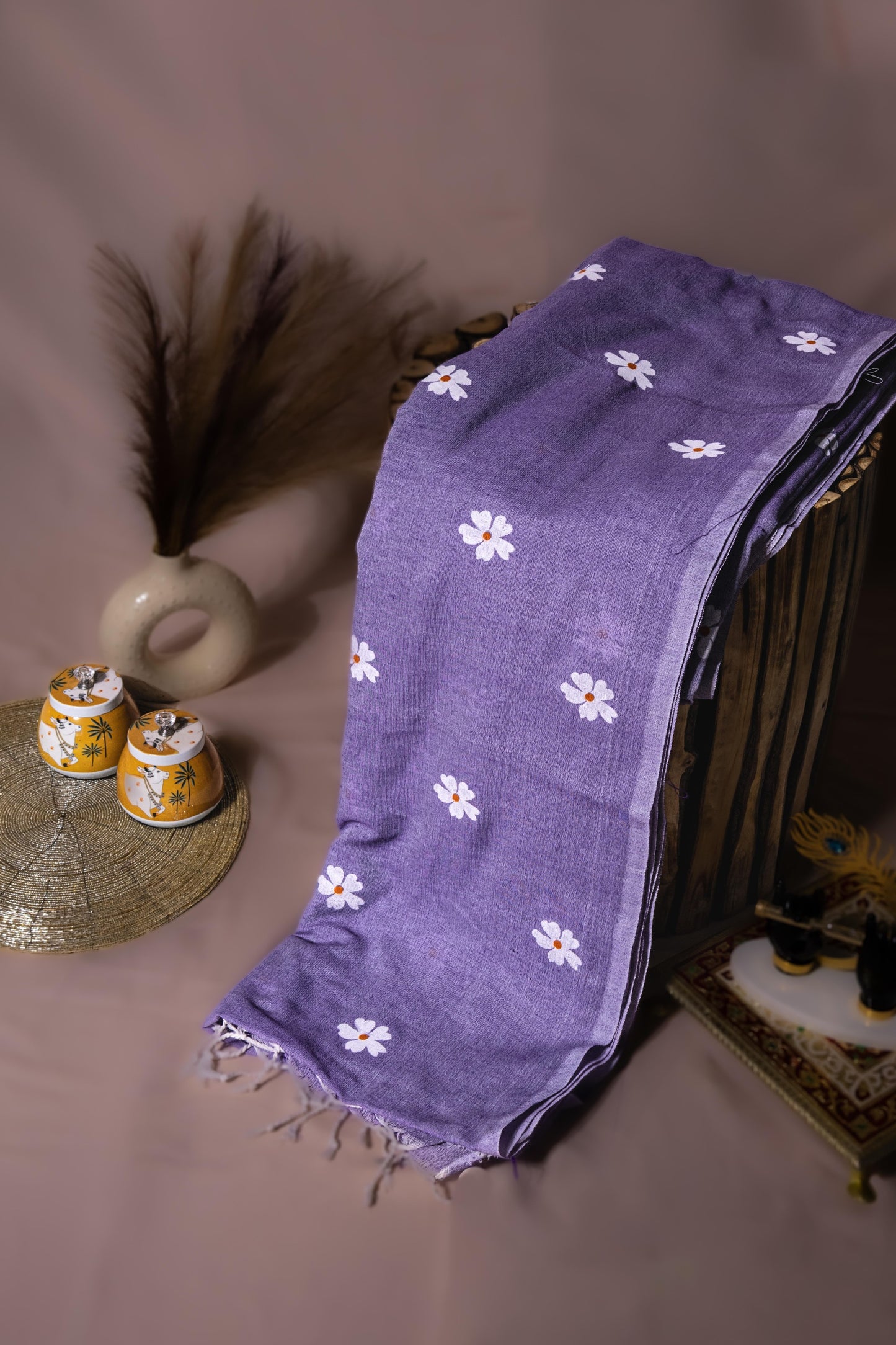 Sutrayan Lavender Bloom - Handwoven Cotton Saree with Daisy Embroidery