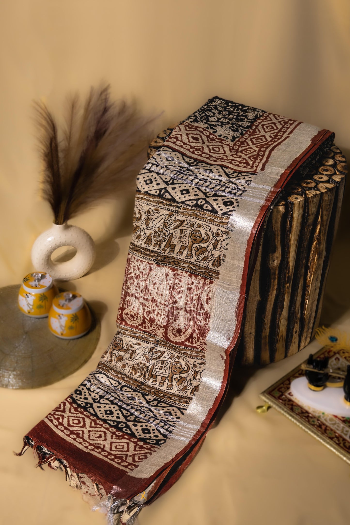 Sutrayan Earthsong - Handwoven Black & Beige Linen Saree with Botanical Motifs