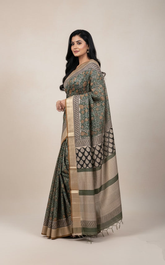 Vana Varnika - Bottle Green Maheshwari Silk Saree