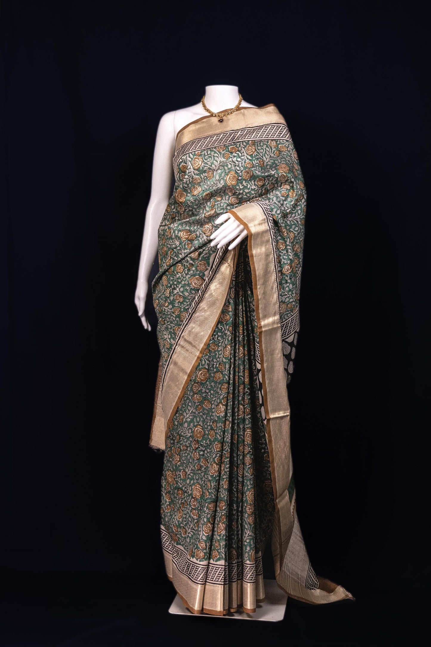 Vana Varnika - Bottle Green Maheshwari Silk Saree