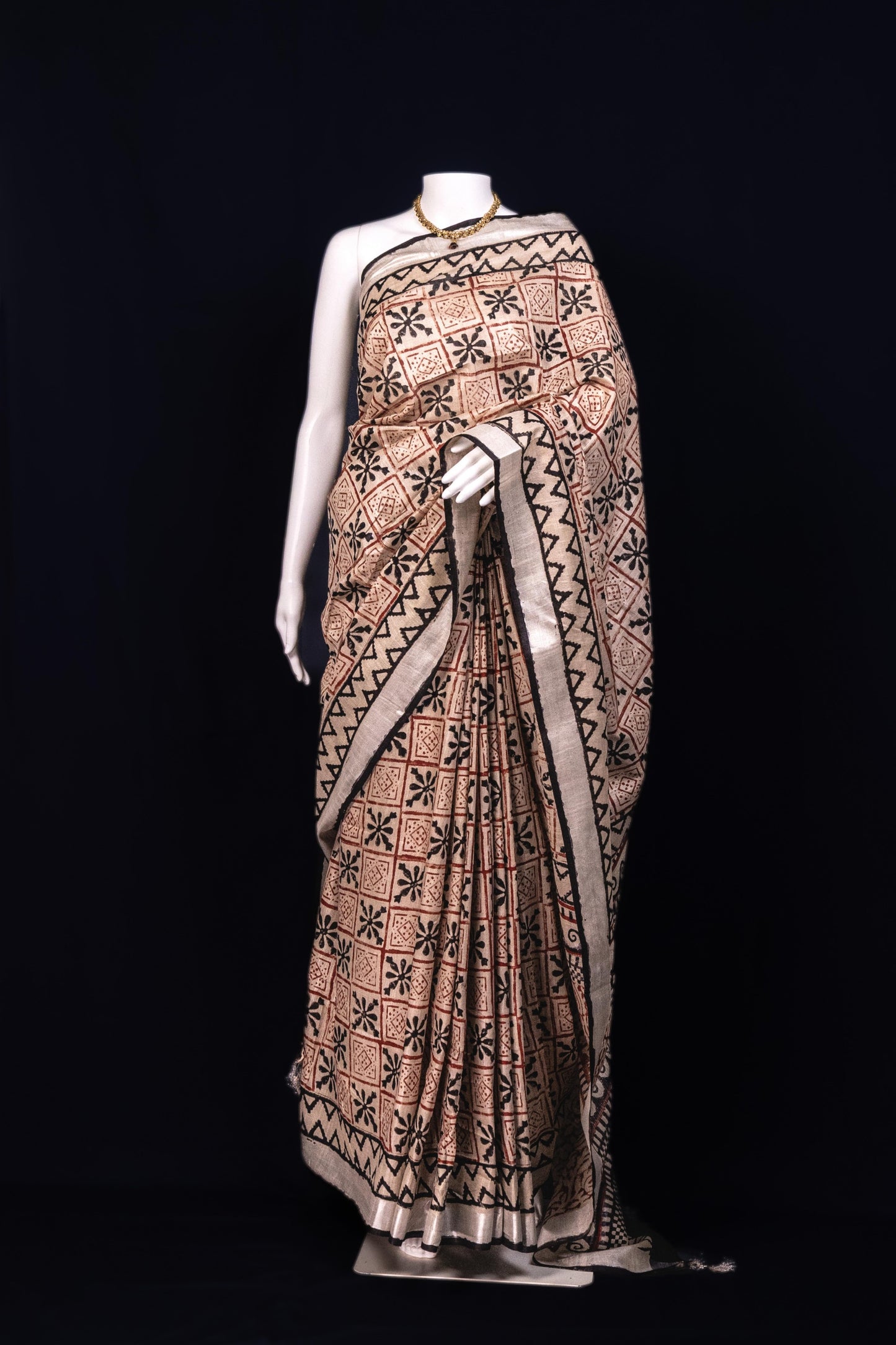 Ira Beige Black - Bagru Block Print linen Saree
